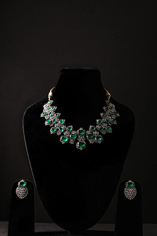 Royal Emerald & Diamond Cluster Necklace Set
